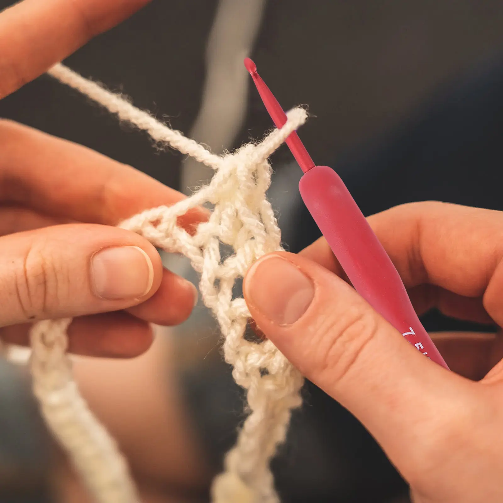 

Набор из 9 вязальных спиц и крючков для вязания разных размеров: гладкие края, без усталости рук, для длительного использования, для рукоделия и DIY