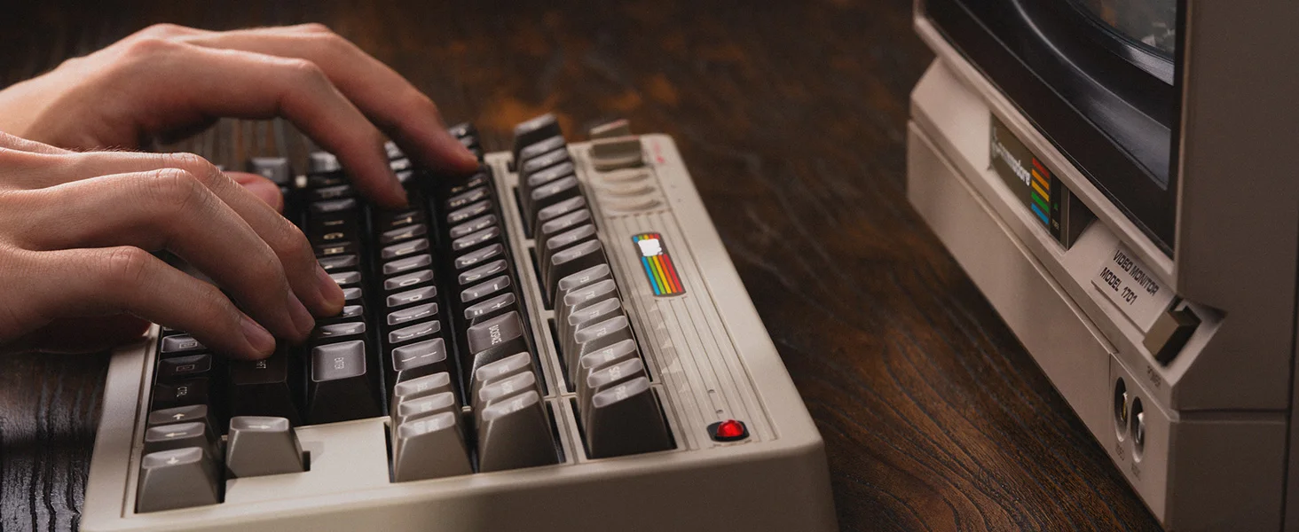 8BitDo Retro mechanische Tastatur, BT/2,4G/USB-C Hot-Swap-fähige Gaming-Tastatur mit 87 Tasten, zwei superprogrammierbare Tasten – Detail 3