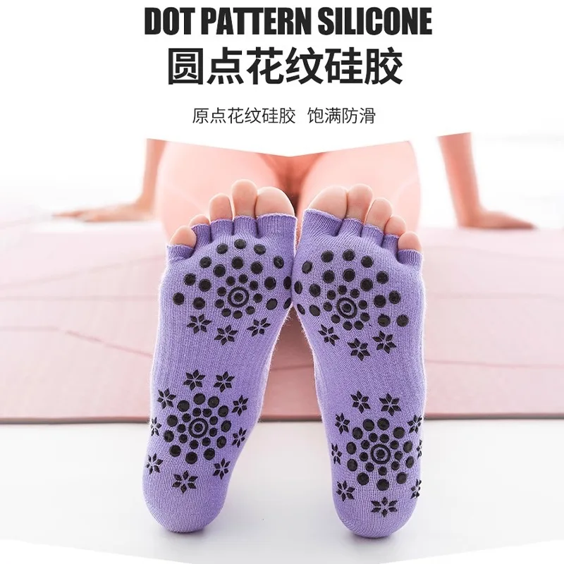 Women's Yoga Socks: Summer Toe-Separated, Open-Toe, Indoor Professional Non-Slip Pilates Sports Short Half-Toe Socks