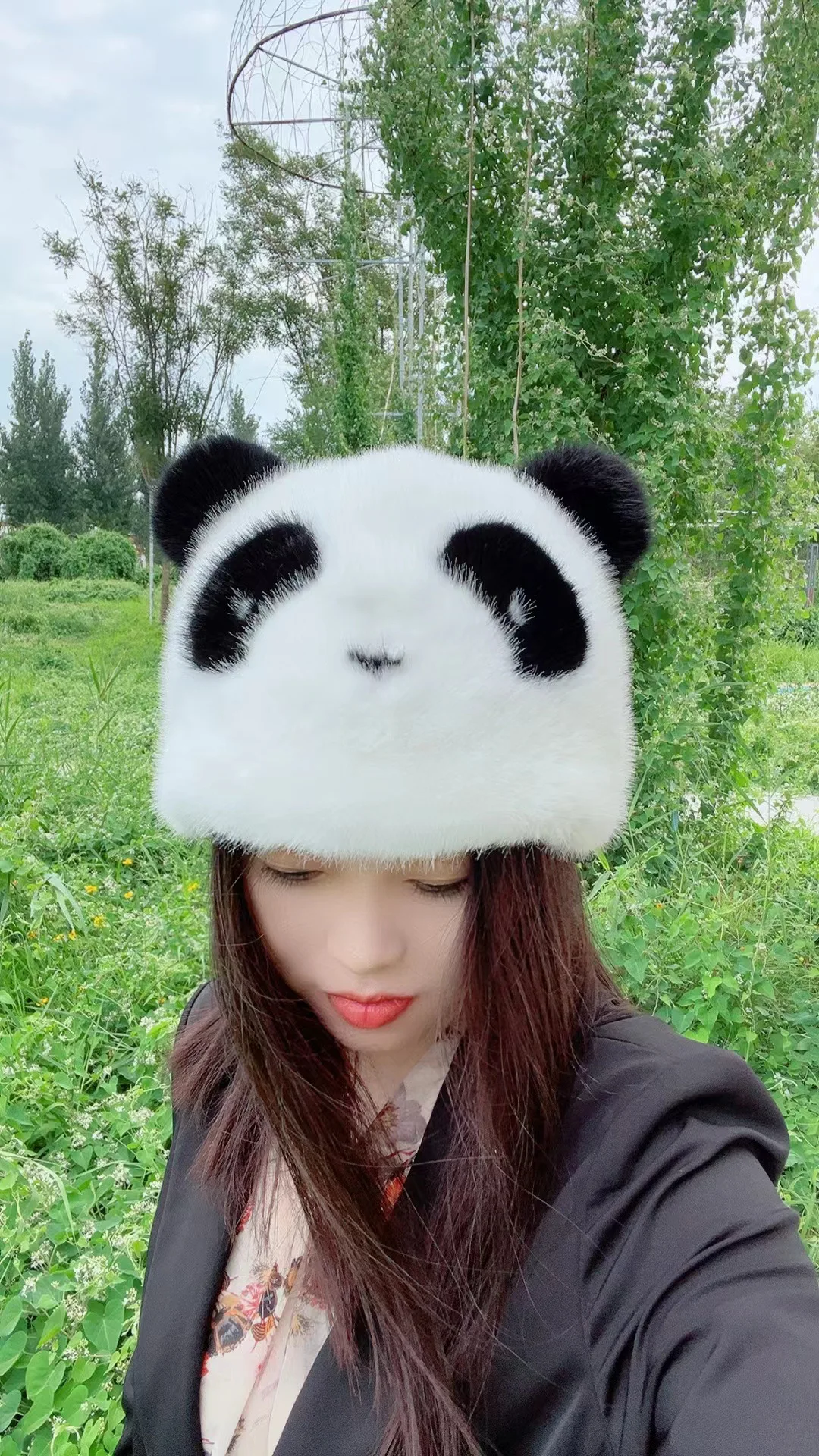 

Panda hat New ear protective hat Furry warm windproof hat autumn and winter new imitation mink velvet hat