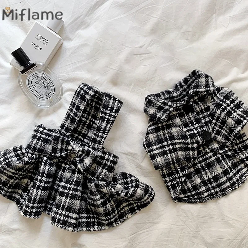 

Miflame British Style Couple Dogs Costume Hoodies Skirts Teddy Pomeranian Autumn Winter Pet Dogs Clothing Birthday Puppy Outfits