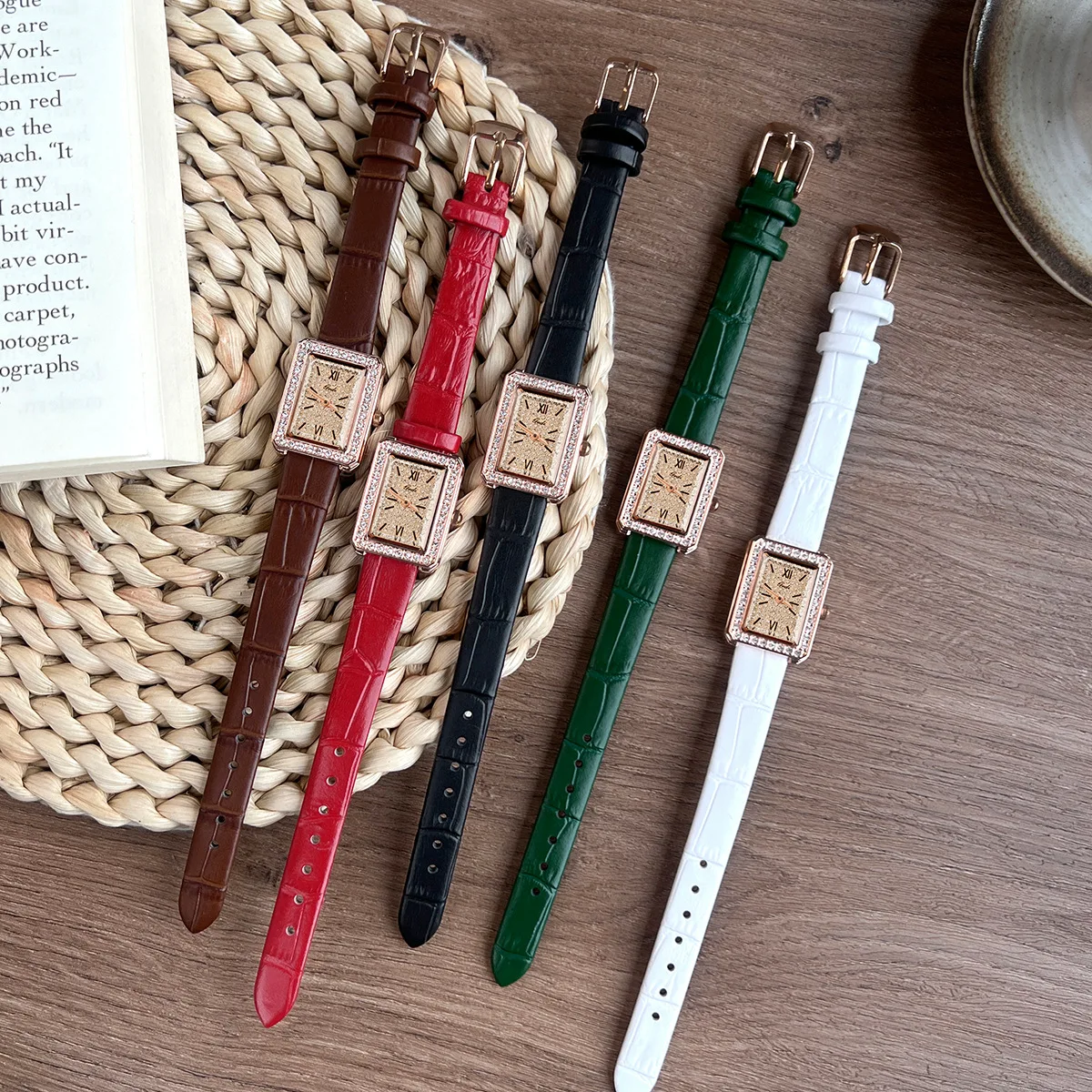 Fashion Watch Women's Luxury Diamond Set Light Luxury Rectangular Quartz Watch Leather Waterproof Daily Watch