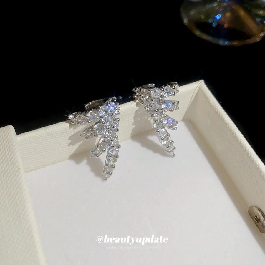 Shiny Zircon Curved Wave Ear Cuff No Piercing Crystal Crawler Wrap Earrings Non Pierced Sparkle Cartilage Jewelry Women Gifts