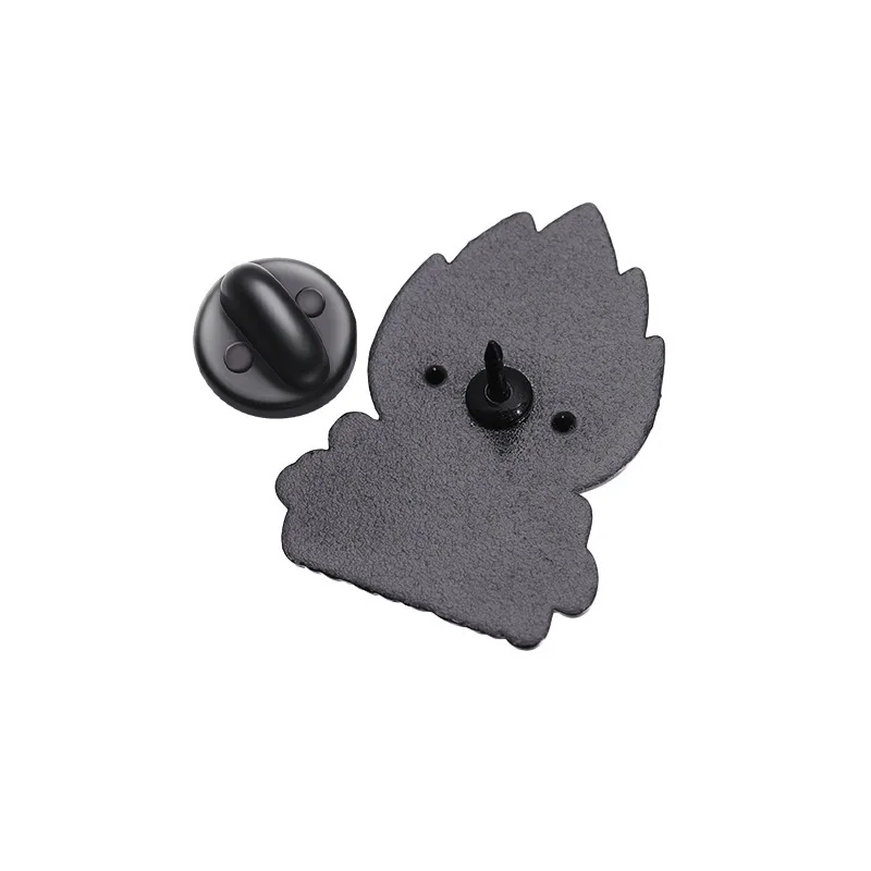 Cartoon Vuur Demon Emaille Pinnen Op Maat Ze Houdt Van Mijn Vonk Broches Metalen Revers Badges Anime Sieraden Geschenken Voor Kinderen Vrienden