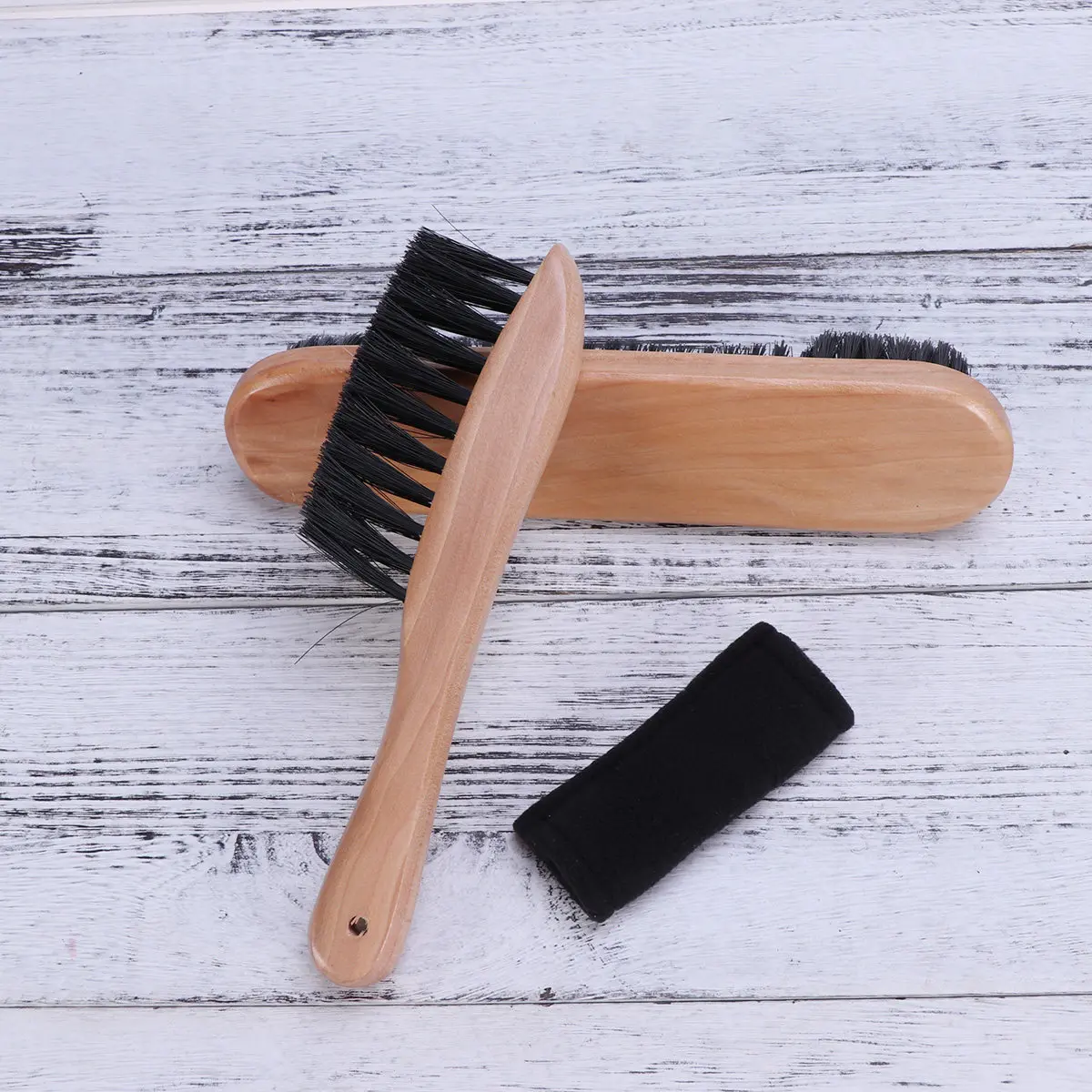 

Snooker Table Brush 9in Natural Wood Comfortable Grip Dual Length Bristles Horseshoe Shape Dirt Powder Remover