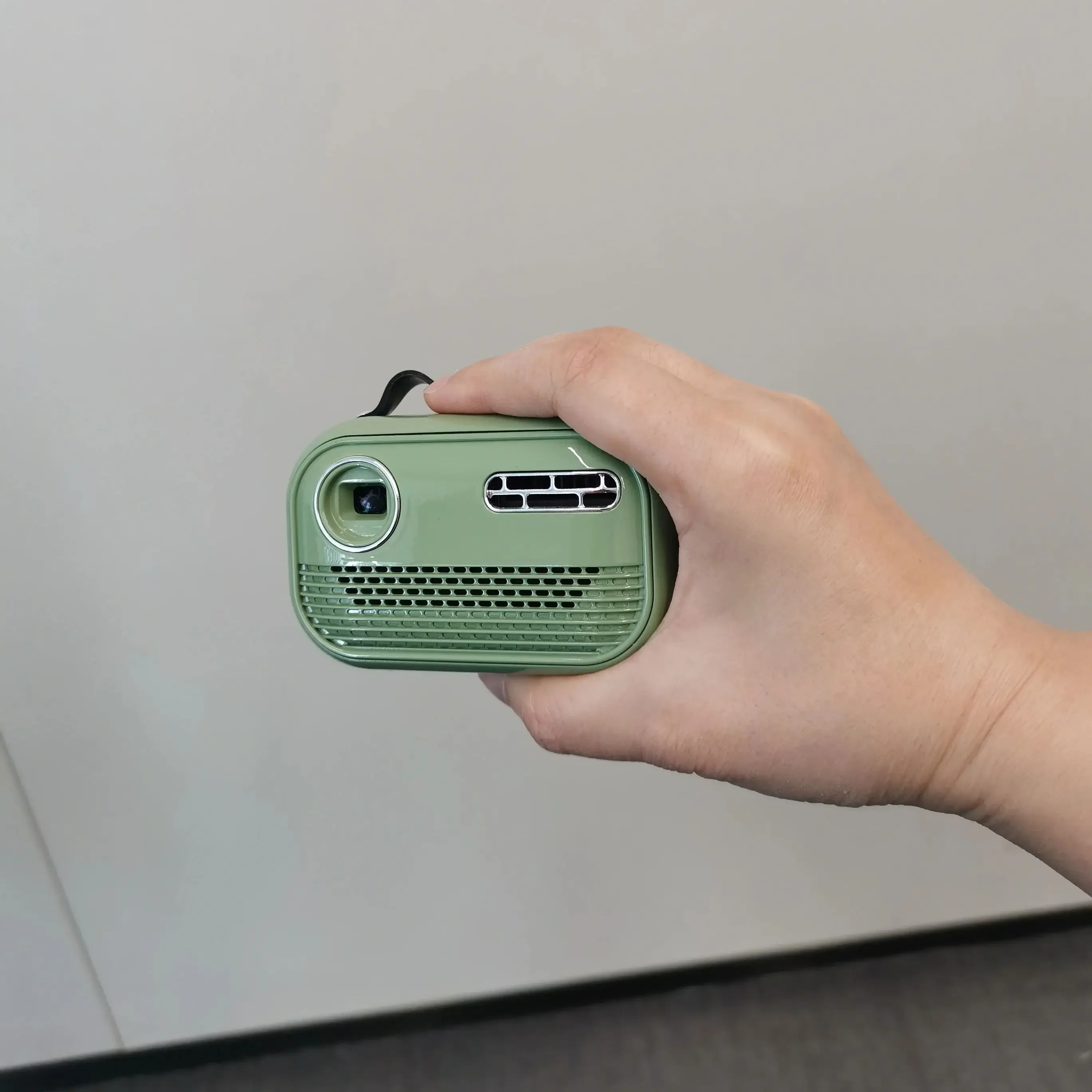 Retro Mini Dlp Proj… - image