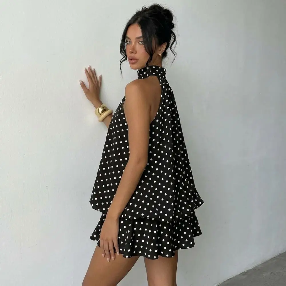 Lässiges Weiß-Schwarzes Polka-Dot-Kleid Ärmelloses Rüschen-Neckholder-Kleid Rückenfreies Trägerkleid mit Stufenrock Clubwear
