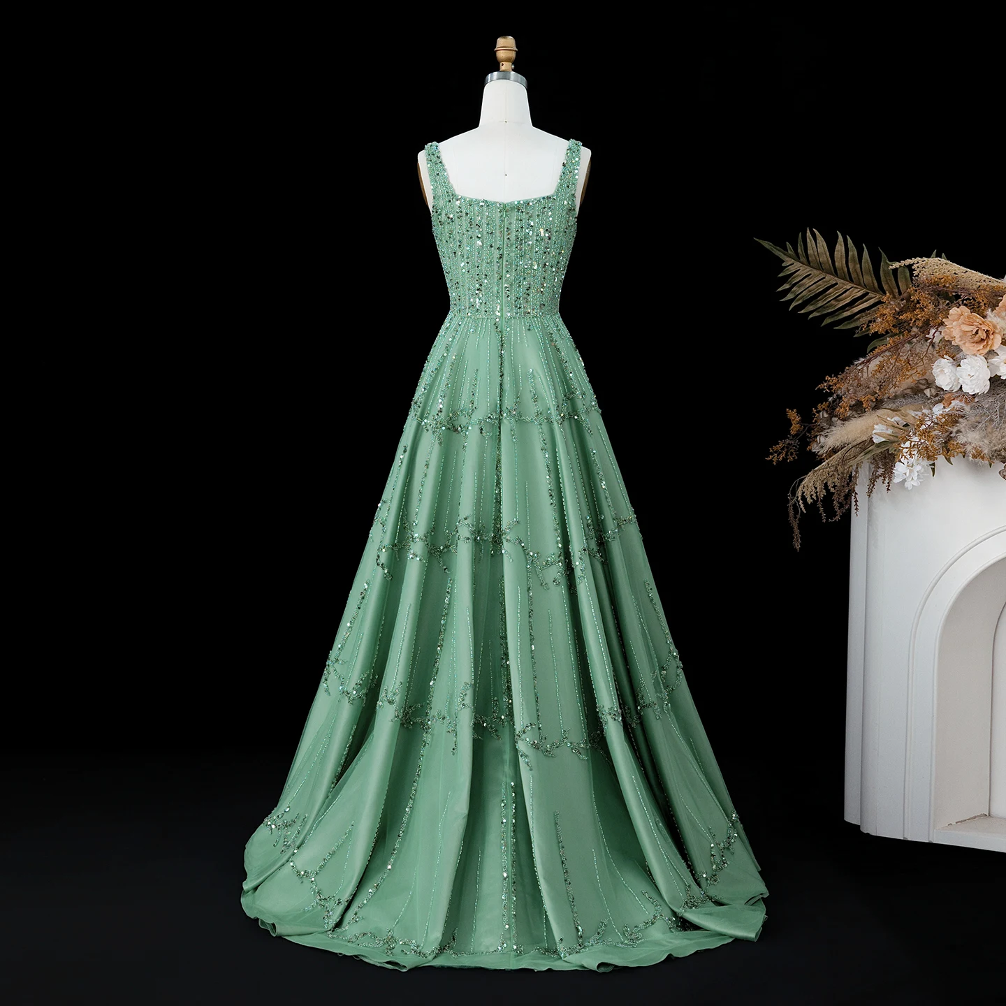 Sharon Said Luxuriöses, perlenbesetztes, grünes, elegantes Abendkleid im Spaghetti-Stil für die Hochzeitsfeier der Frauen in Dubai 2026, SS225, maßgeschneidert. – Detail 7