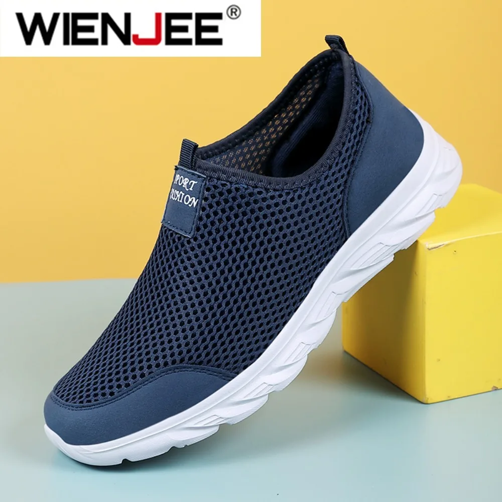 

2025 Lightweight Men Casual Shoes Breathable Slip on Male Casual Sneakers Anti-slip Men's Flats Outdoor Walking Shoes Size 39-47