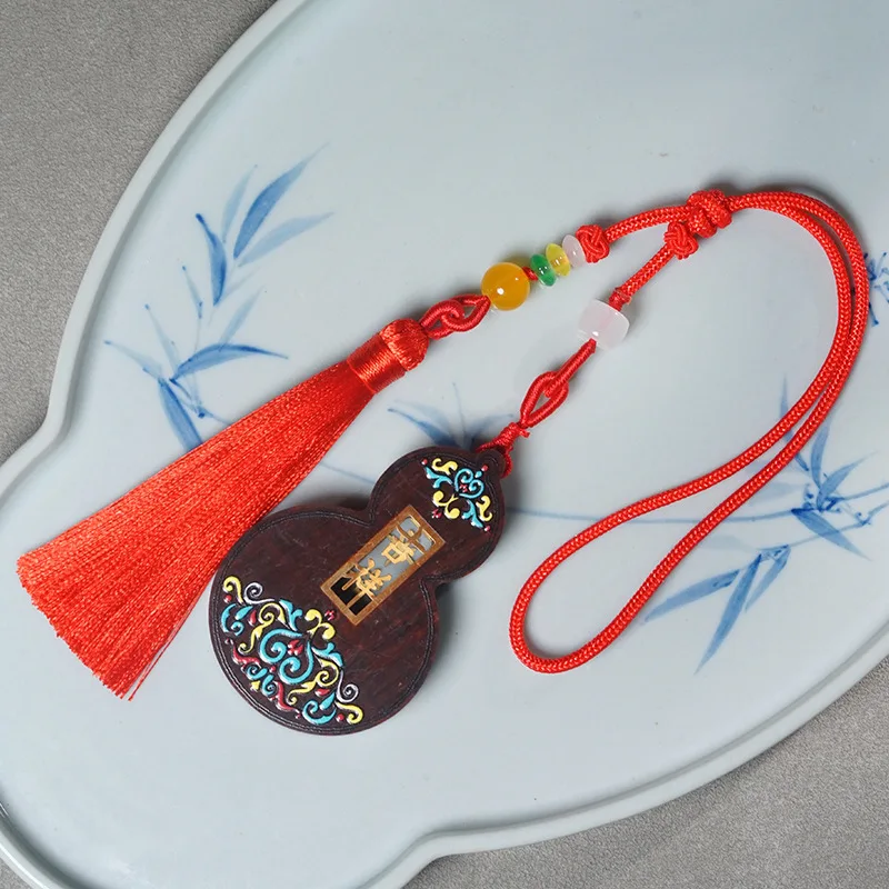 

Rhinoceros Horn Rosewood Inlaid Hollow Gourd Pendant Car Interior Hanging Decoration Cultural And Artistic Small Item Gift Wood
