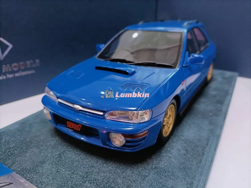 Engup 1/18 For Subaru WRX GF8 1994 Blue Impreza Wagon Wagon Model