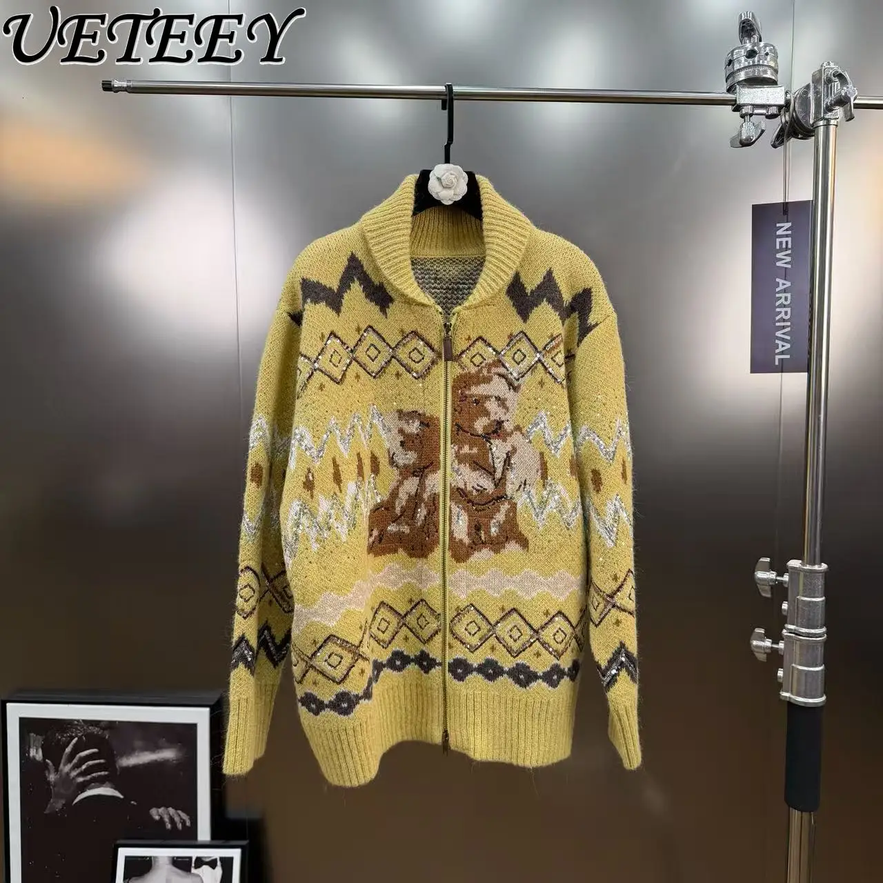 

2026 весенний вязаный кардиган с отложным воротником и длинными рукавами на молнии, женский жаккардовый свитер в стиле ретро, милый утепленный теплый свитер, пальто