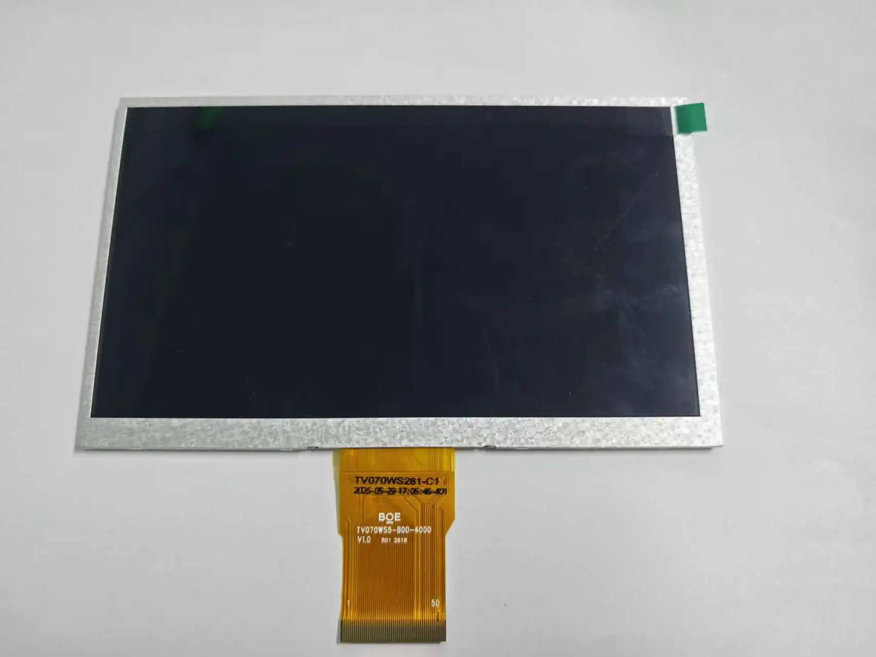 7-Inch IPS LCD Display, 1024×600 Resolution, RGB Interface, 50-Pin, JD9165 Driver IC, High Brightness 450-1000 cd/m²