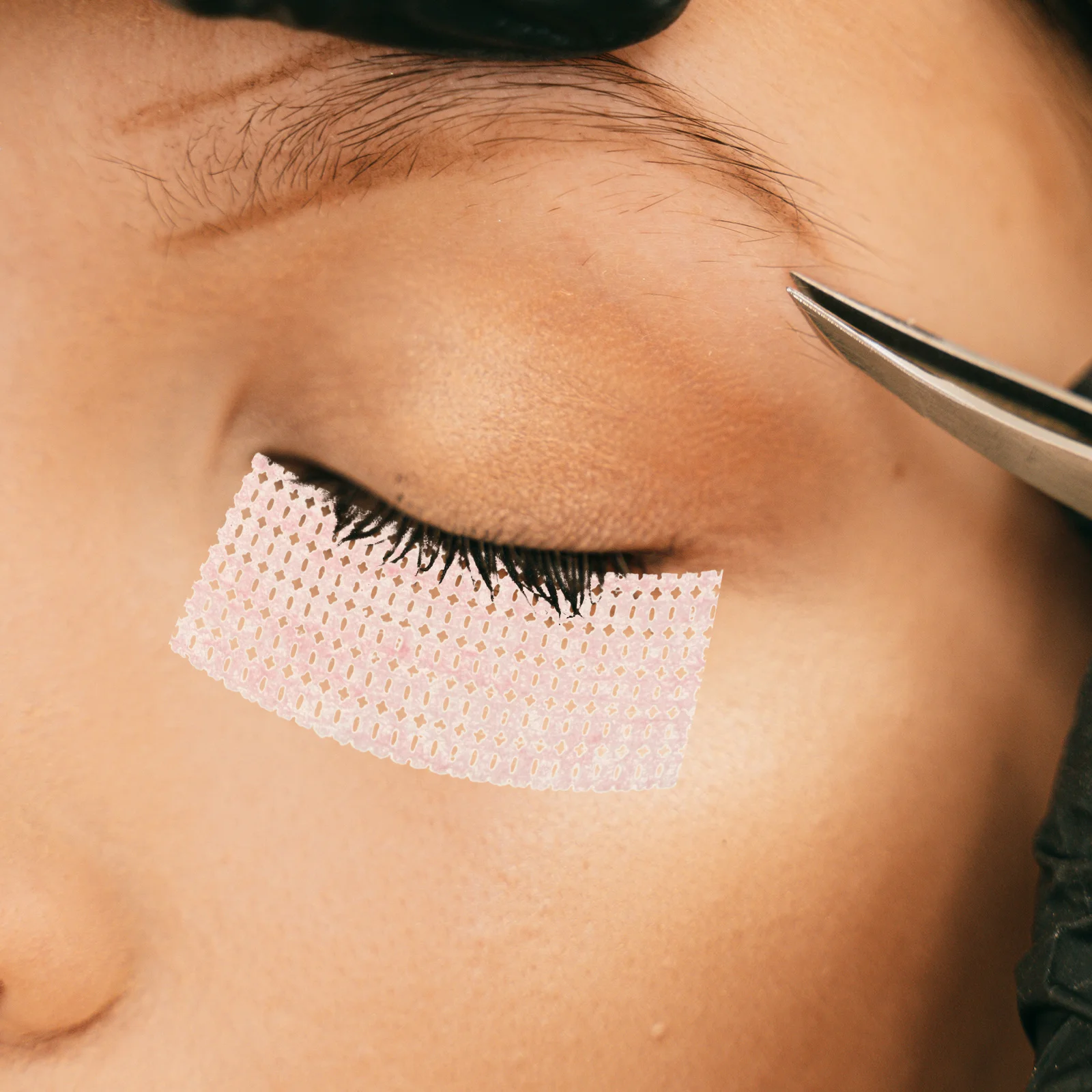 

3 Rolls Lash Extension Tape Skin-Friendly Breathable Silicone Gel Eyelash Tape for Makeup Salons Grafting Tools Adhesive Fabric