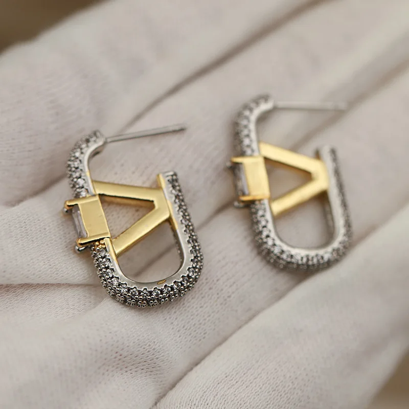 Thumbnail 4 - #68 Popular Stud Earrings Choices