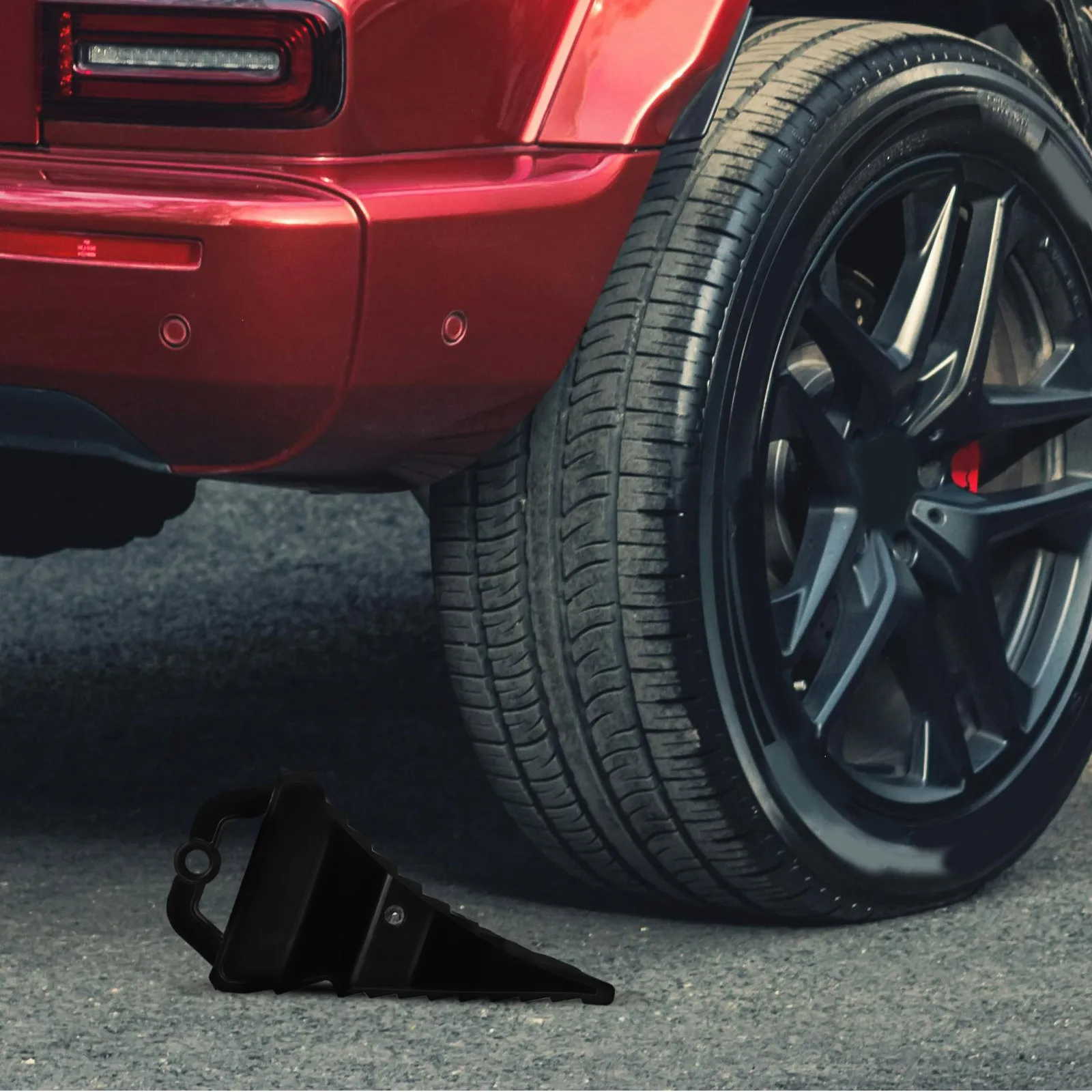 

Truck Tire Stopper Durable Plastic Parking Pad Wheel Blocks Anti Skid Slope Stabilizers Truck Wheels