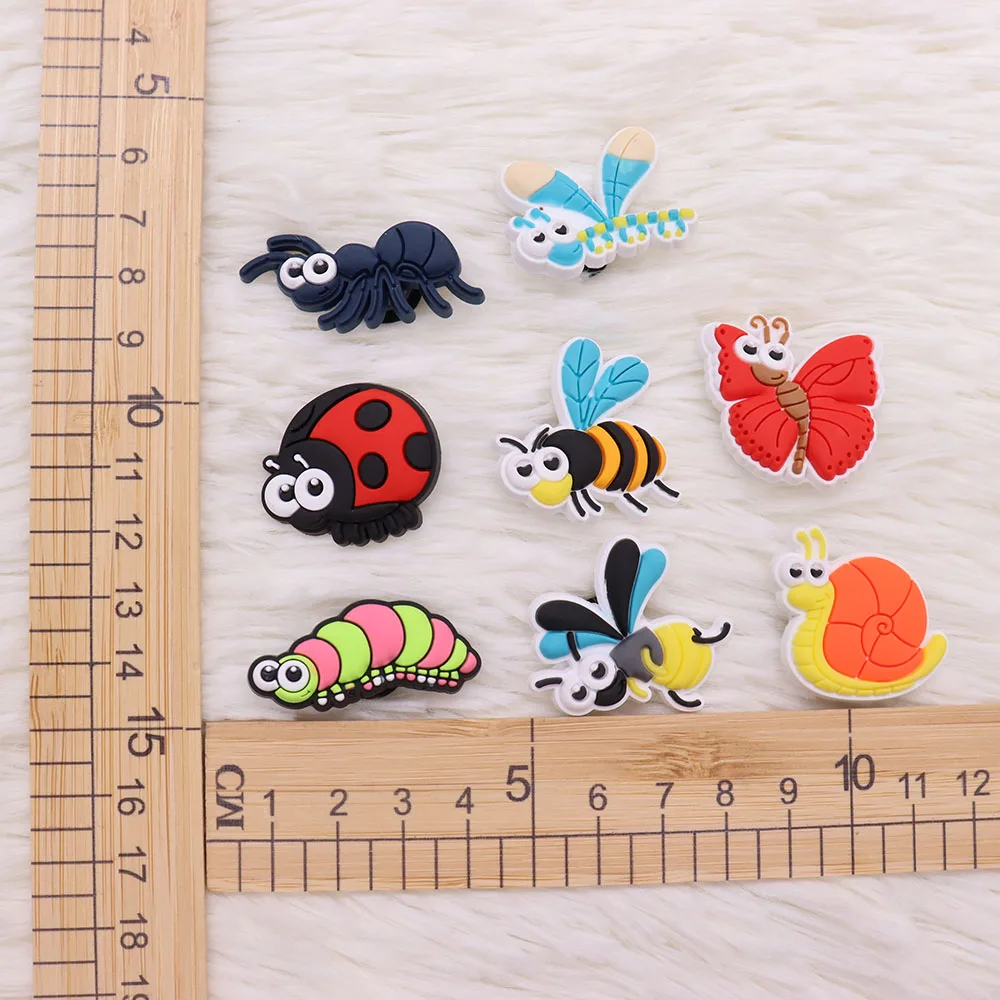 1pcs PVC Animal Shoe Charms Fit Wristbands Kawaii Bug Dragonfly Butterfly Ant Hole Slipper Decoration Shoe Accessories Kid Gift