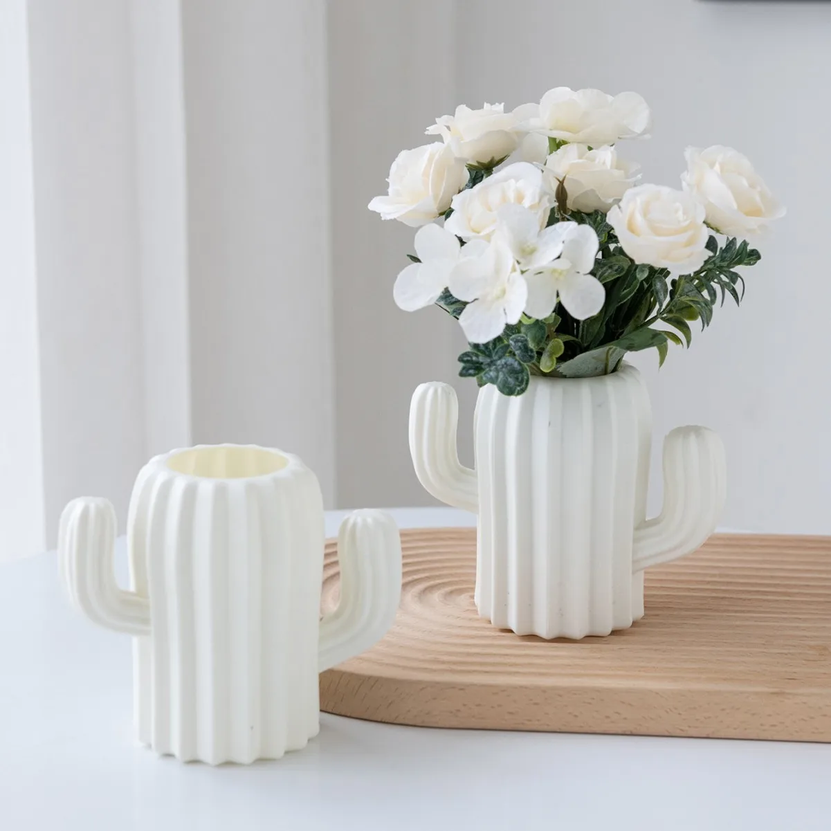 Creative Student Pen Holder Stationery Desktop Cactus Desk Multifunction Storage Box PE Pen Container Brush Pot Office Supplies