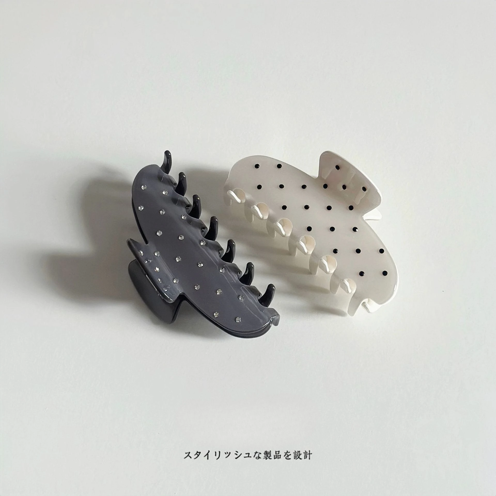 

NEW 10CM Large Rhinestone Acetate Hair Claw Classic French Claw Clips Retro Trendy Hair Clips for Women Girls Hair Accessories