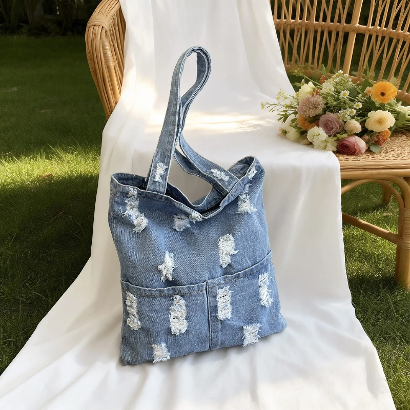 

Простые повседневные джинсовые сумки через плечо с рваными элементами, модные вместительные сумки для поездок на работу, стильные и универсальные женские сумки.