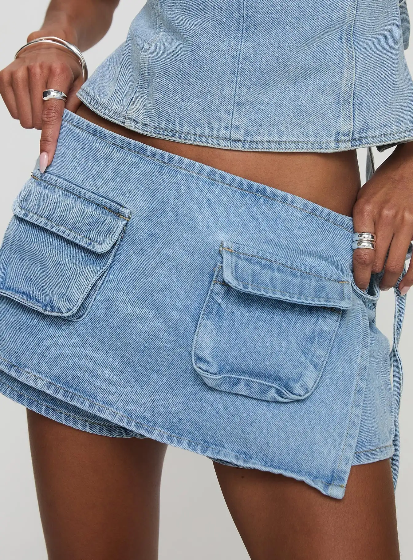 Irregular Pocket Cargo Denim Skirt Women Clothing Summer Fashion New Sexy A-Line Hip Skirts Female Bottoms Club Streetwear S-XL