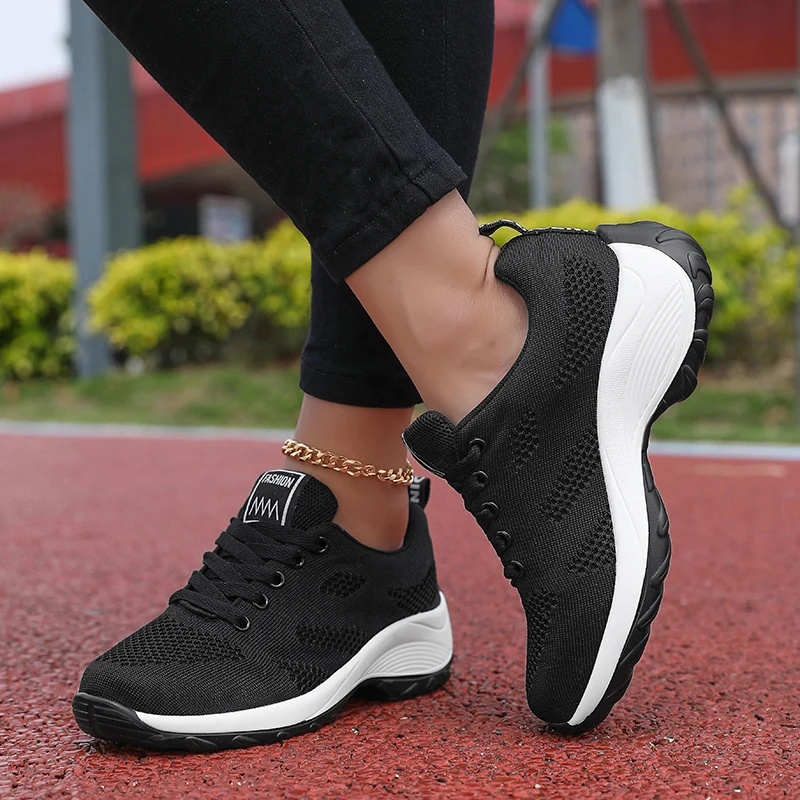 

Women's Casual Shoes Fashionable and Breathable Walking Mesh Flat Bottomed Sports Shoes 2024 New Fitness Vulcanized Shoes White