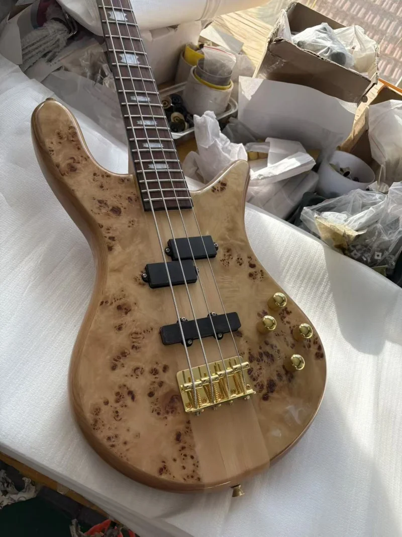 Natural color high-gloss 4-string bass, neck attached to the body, gold hardware, built-in electronic components, free delivery