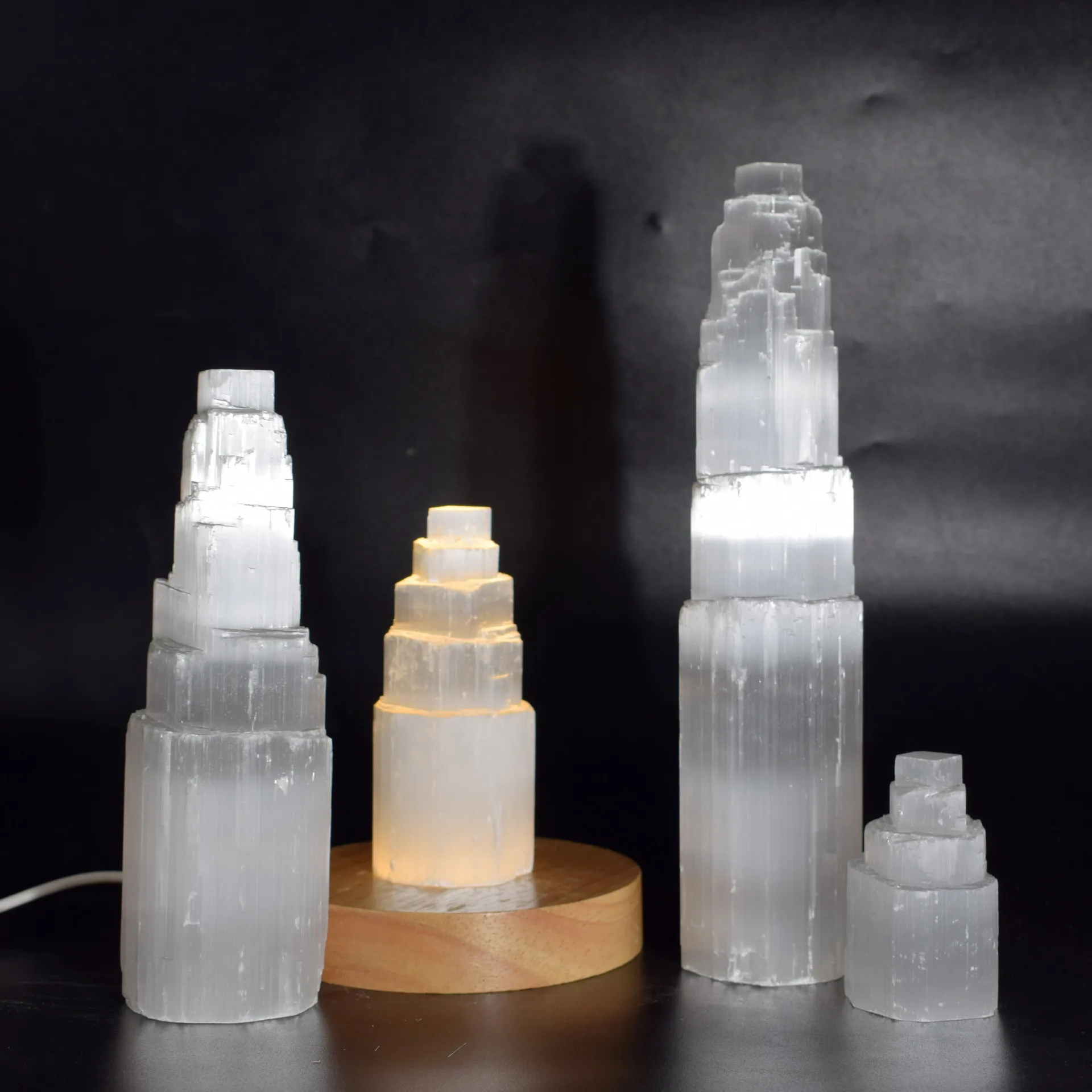 

Natural Transparent White Selenite Tower Gypsum Stone Quartz Crystal Tower Shaped Power Gift Relaxation Reiki healing Decoration