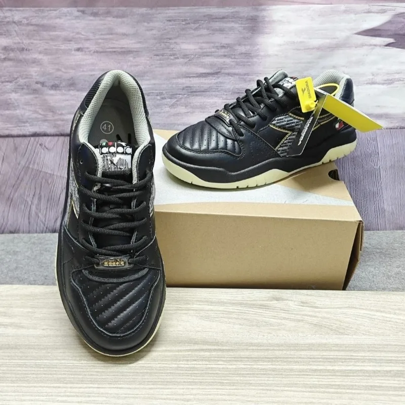 Zapatos de tenis profesionales para hombre, zapatillas de Bádminton de cuero usable para interiores, calzado de gimnasio de alta calidad, color blanco y negro