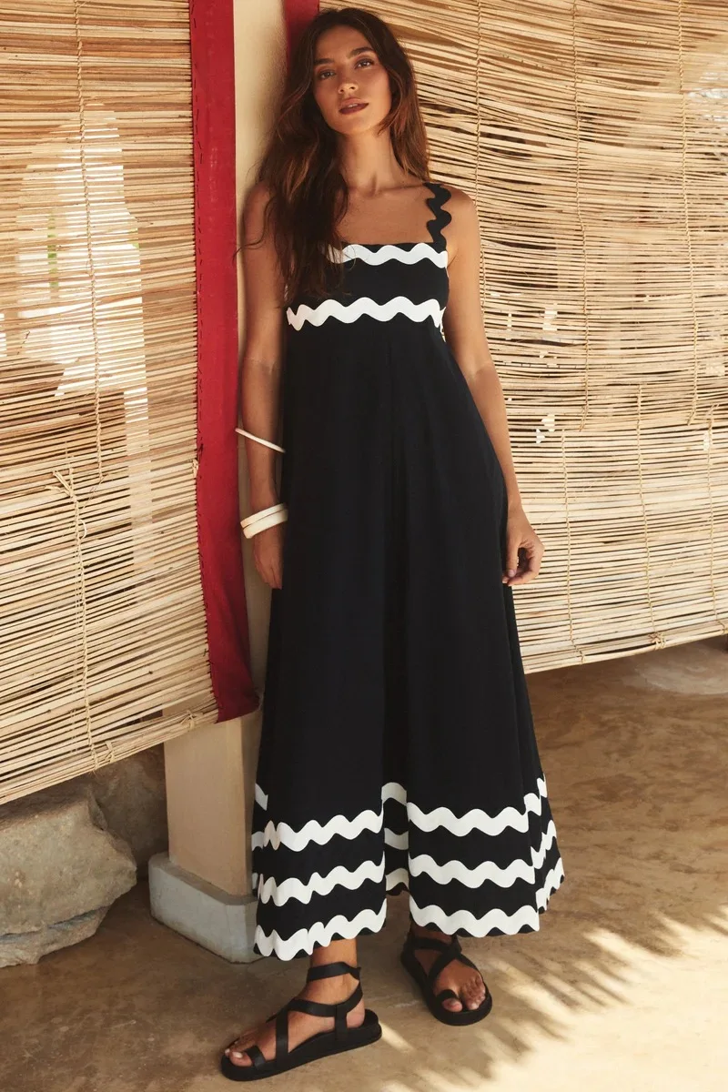 2024 New High end Elegant A-line Dress with Small Fragmented Flower Wave Strap