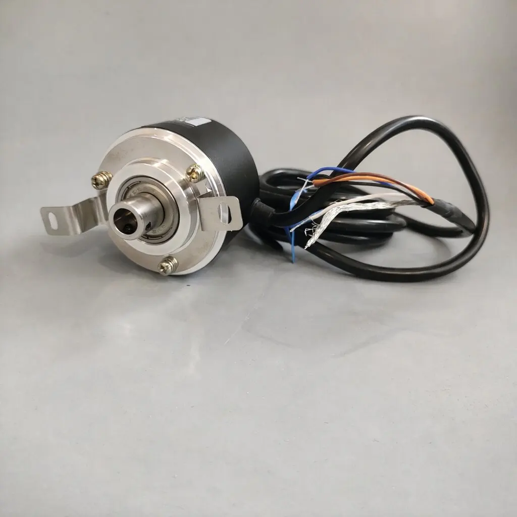 Rotary Encoder NH100-RZ Incremental Encoder 100 PPR Shaft Type Position Sensor Industrial Automation Pulse Output Encoder