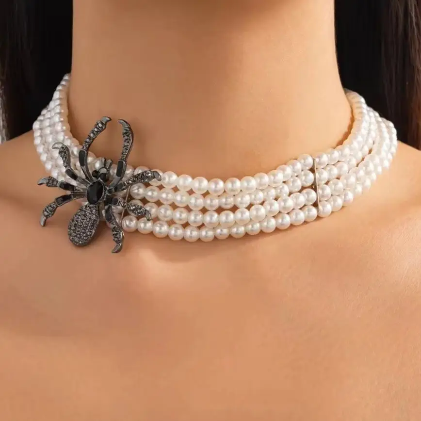 

Salircon Gothic Acrylic Rhinestone Spider Choker Necklace Women's Trendy Charm Multilayer Imitation Pearl Clavicle Chain Jewelry