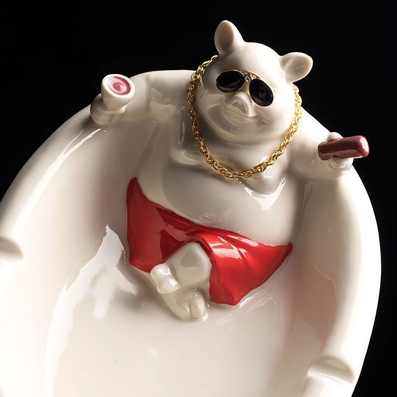 

Creative Bathroom Bully Social Pig Ashtray Trend Fashion Personality Ashtray Windproof Anti-fly Anti-cute Sunglasses Pig