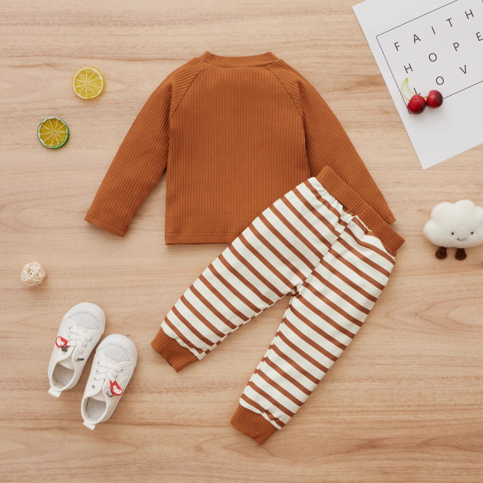 2PCS Autumn 0-2 Years Old Girls And Baby Casual Round Collar, Pit, Embroidered Rainbow Long Sleeves + Striped Trousers Set