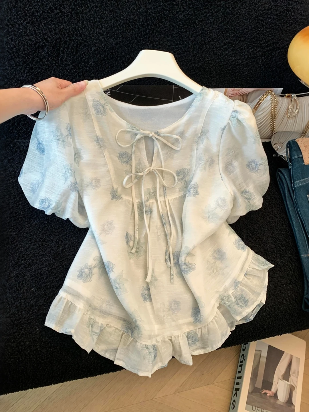 

Delicate Bow-Tied Hollow out Chiffon Shirt Korean Style Bubble Sleeve Minimalist Elegant Top for Women Summer Commute Fashion