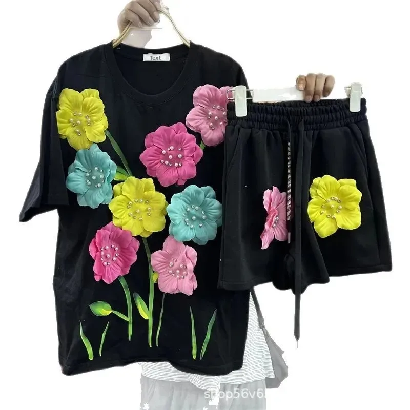 

Модная свободная женская футболка и шорты с эластичной резинкой на талии, комплект из плотной вышивки, 3D цветочные бусины, летний костюм из двух предметов, хлопок