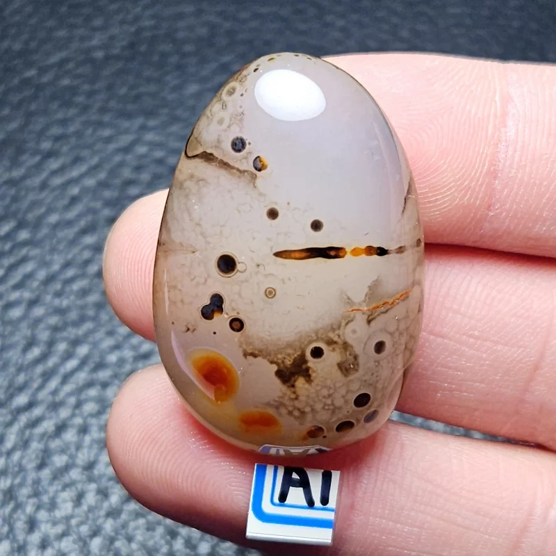 Natural Lace Stone Sardonyx Agate Palm Hand Play Witchcraft Supplies Meditation Spiritual Feng Shui Cryst Decor Home Decoration