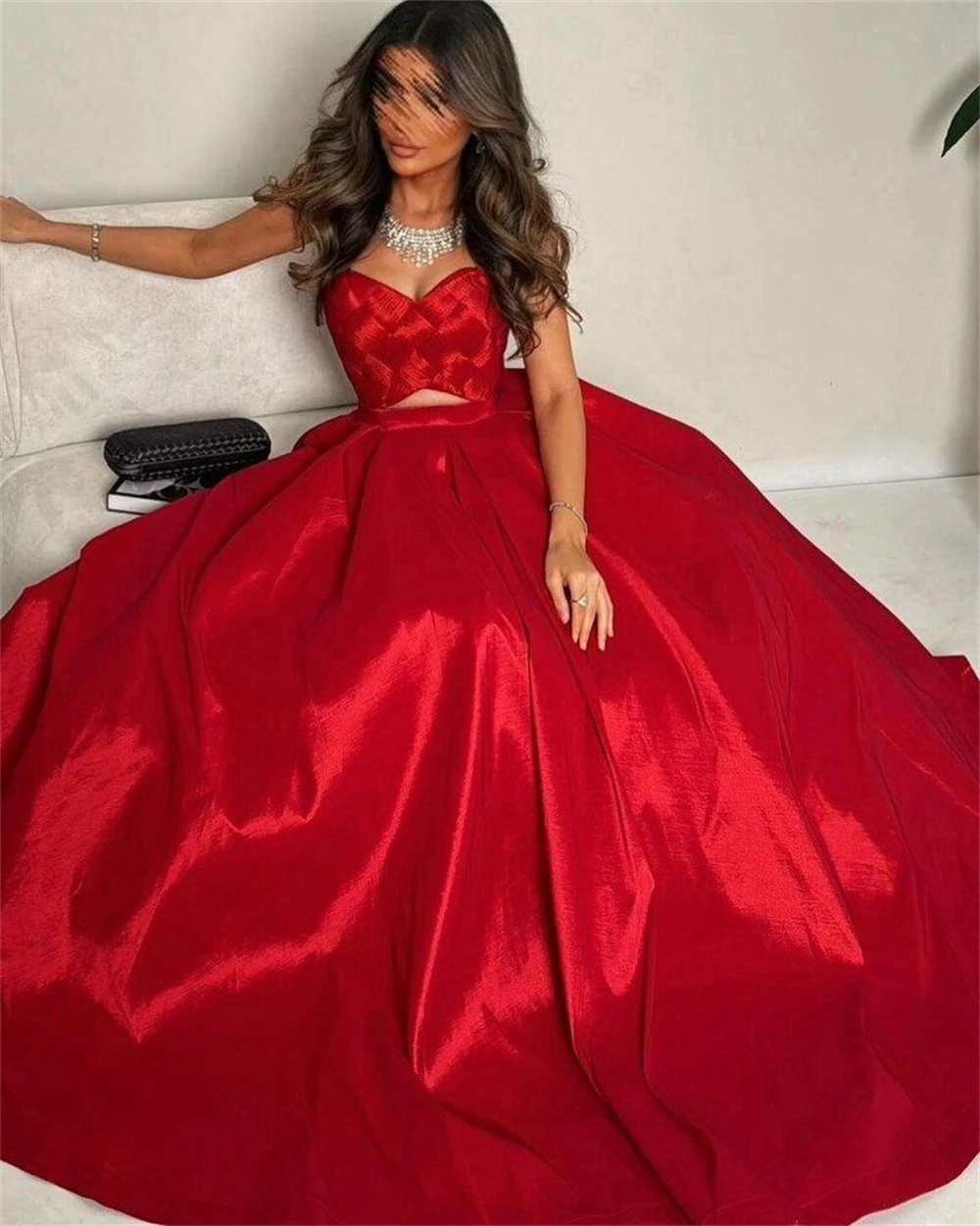 

Customized Soft Satin Sleeveless Evening Dress Elegant Sweetheart Cocktail Dress Temperament Chapel Train Special Occasion Gowns