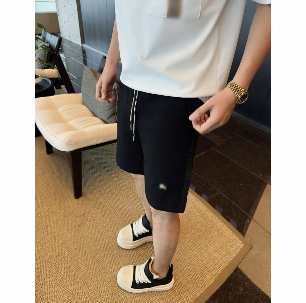 pantaloncini-casual-sportivi-da-uomo-a-quadri-con-inserti-in-rete-traspirante-modello-estivo-fresco-a-cinque-quarti-gamba-dritta-abbinabili-a-tutto