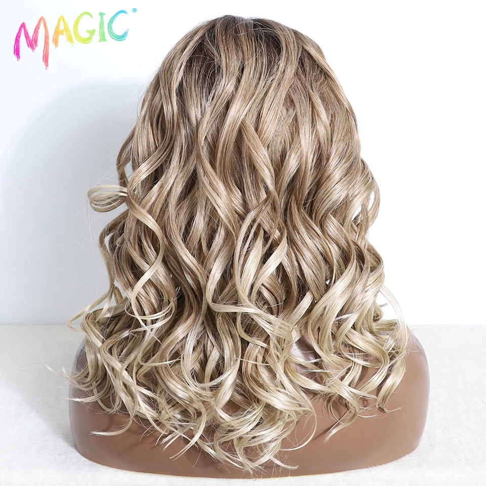 Magic Cosplay Synthetische Lace Front Pruiken 20 Inch Krullend Pruiken Kant Voorkant Ombre Blonde Pruiken Kant Pruiken Voor Vrouwen Kant Voorkant Pruik