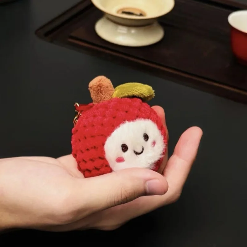 Nuevo llavero de peluche de lichi, bonito llavero de peluches de frutas, llavero de peluche suave, juguetes para mochila para niños, bolso