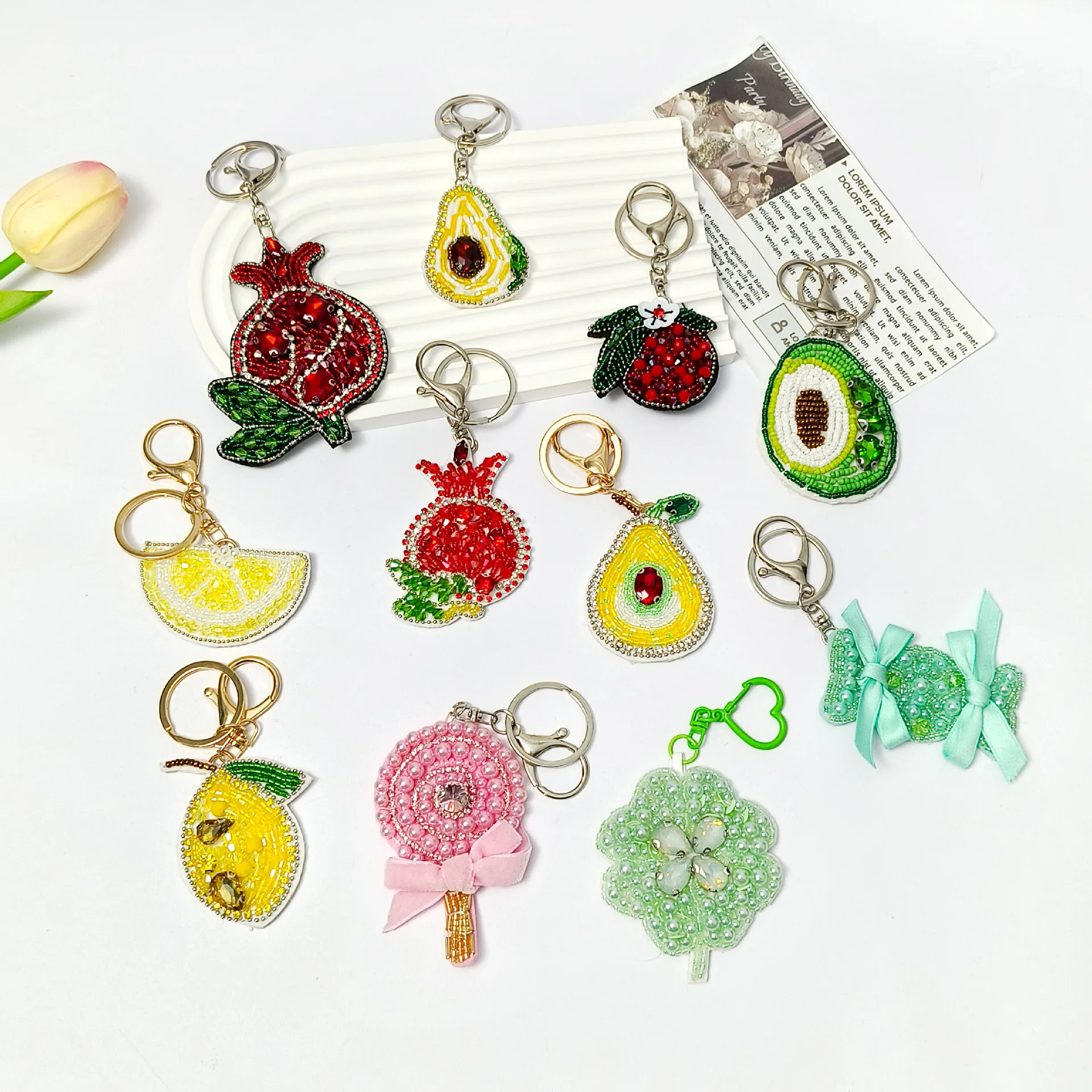 الراين التصحيح المألوف الترتر الديكور الفراولة المفاتيح حية Diy كريستال سحر Diy بها بنفسك مشاريع هدايا للحرف اليدوية #5