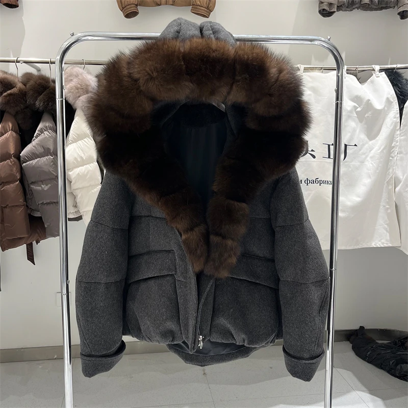 2026 Winter New Luxury Wool Down Jacket with Detachable Fox Fur Collar, High-Quality Short Thickened Warm and Stylish Outerwear view 5