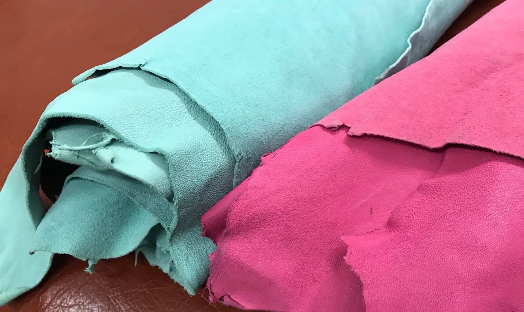 이탈리아 야채 무두질 양가죽 드럼 염색 어린 양, 민트 그린, 핑크 2.5-3.5 SF