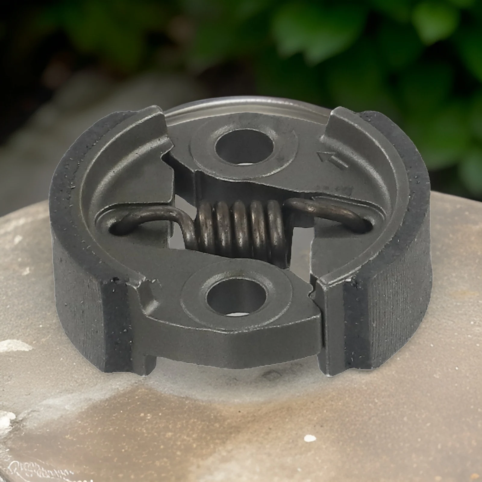 Achieve Excellent Trimming Results with our For Honda GX22 GX25 GX25N GX25NT GX25T HHT25S UMK422 UMK425 Clutch Assy