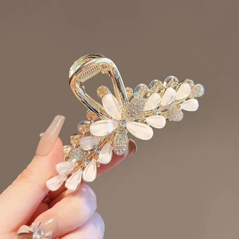 

Sparkling Rhinestone Flower Hair Claw - Korean Sweet Shark Clip Hairpin for Women,Elegant Hair Accessories Gift for Girls&Teens
