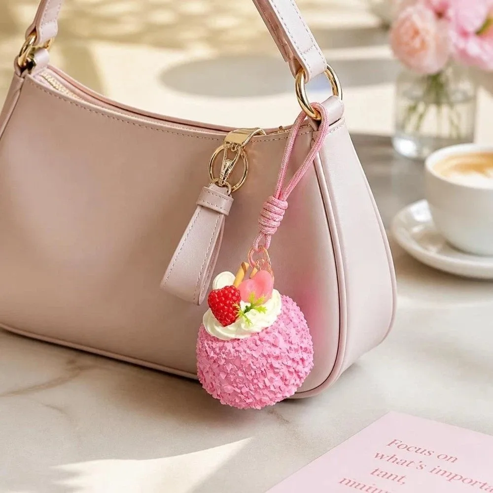 Keyring Realistic Simulation Cake Keychain Chocolate Fruit Decoration Mousse Cake Pendant Strawberry Cream Cake Hanging Youth
