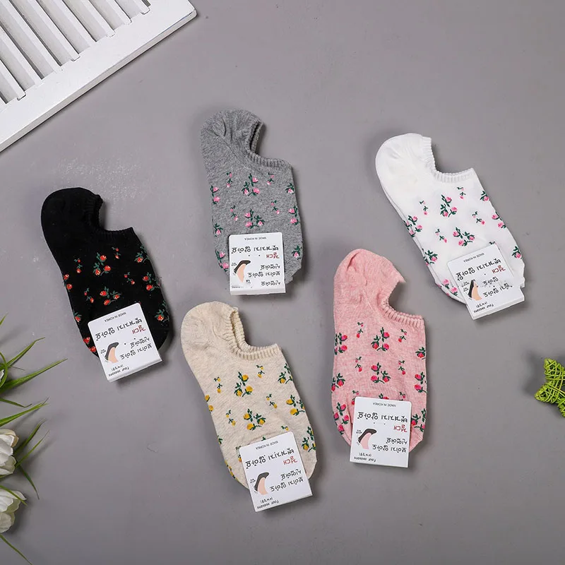 Korean Spring/Summer Thin Cotton Socks with Small Fragmented Flowers Rural Style Shallow Mouth Invisible Boat Socks Casual Socks