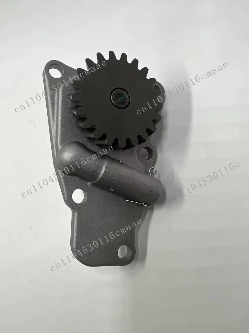 Excavator 4D95 6D95helical Gear 21T 12MM Oil Pump 6204-51-1201 PC60-5-6-7 PC80 PC130-7-8 PC120-5-6 PC200-5-6