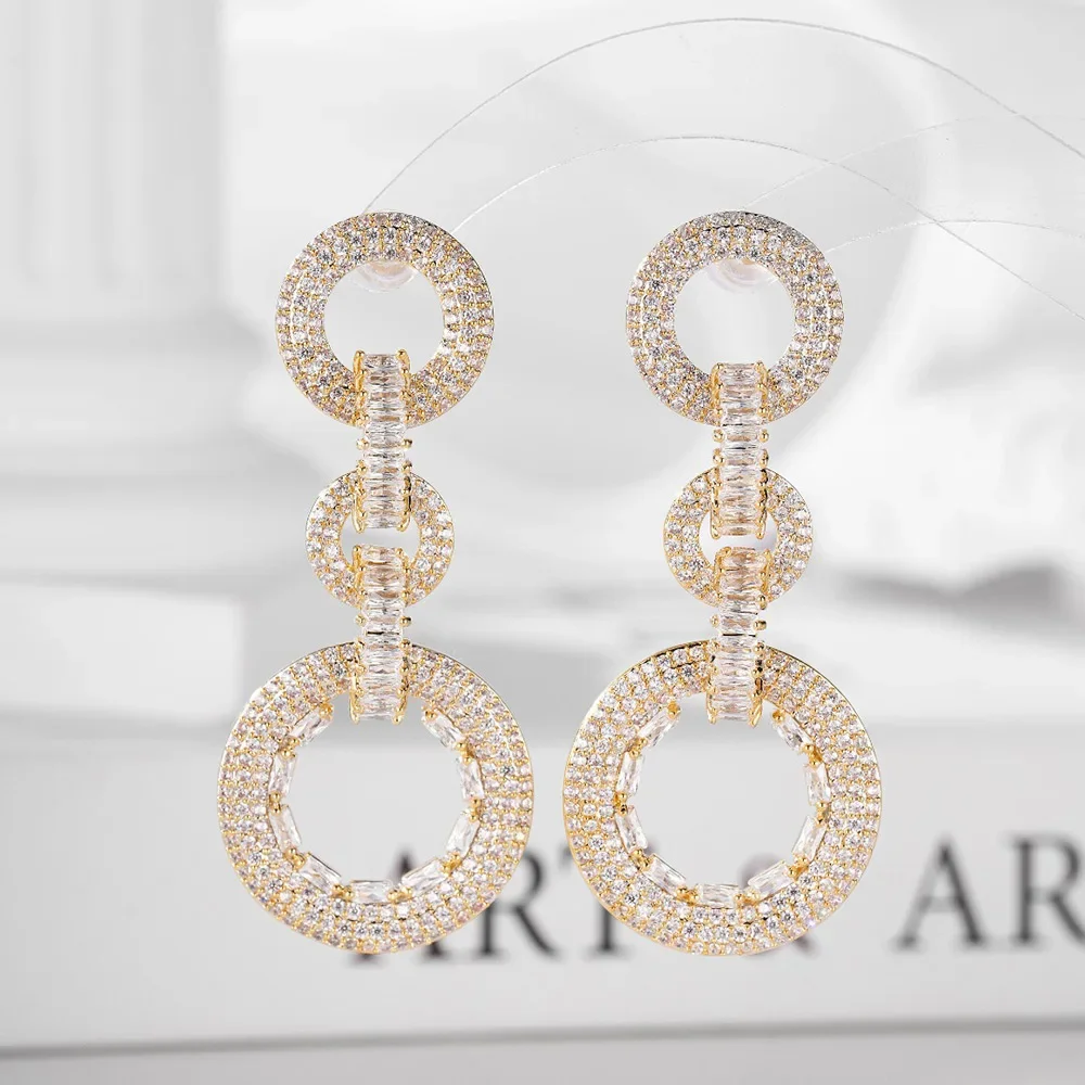 

Soramoore New Trendy Luxury Fashion Style Round Earrings Full Cubic Zirconia for Women Wedding Chic Trendy Earrings High Quality